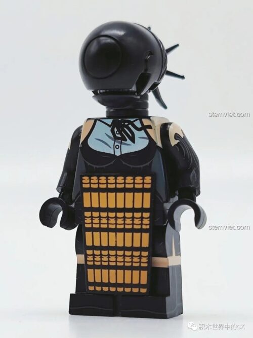 ận cảnh minifigure Quỷ Bom KORUIT XP-513 với thiết kế đầu bom đặc trưng và trang phục chi tiết.