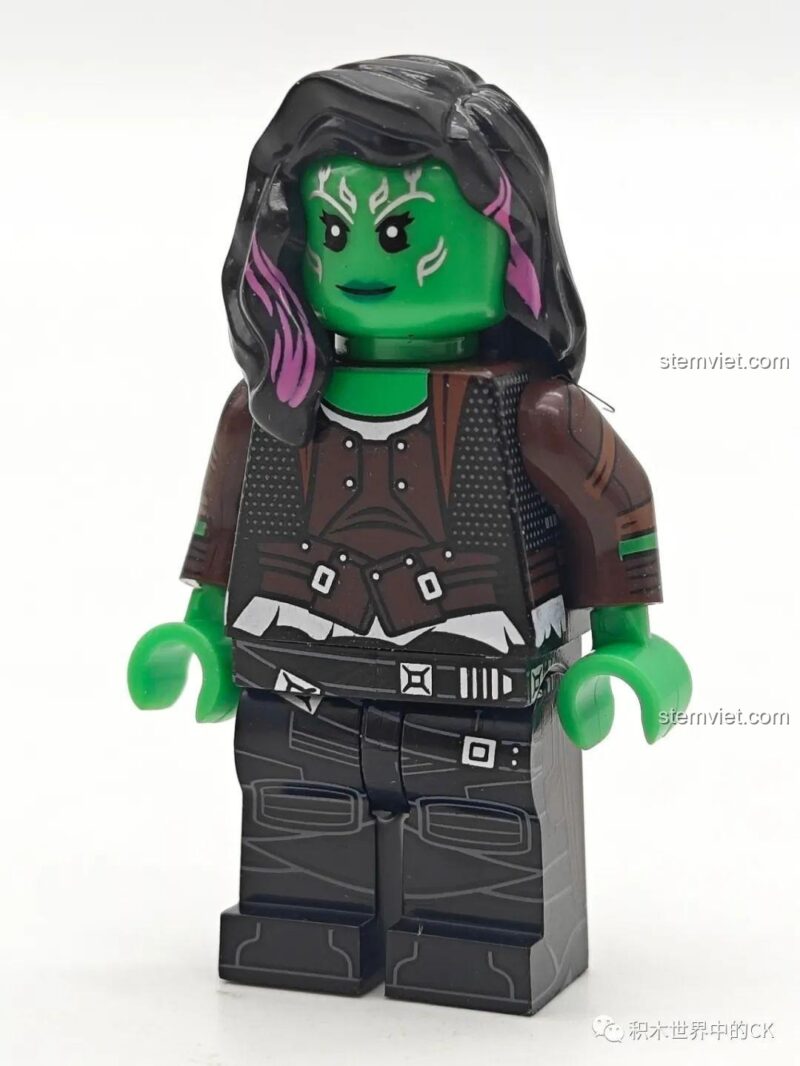 Cận cảnh minifigure Gamora (XP-537) trong bộ sưu tập Vệ Binh Dải Ngân Hà 3 của KORUIT.
