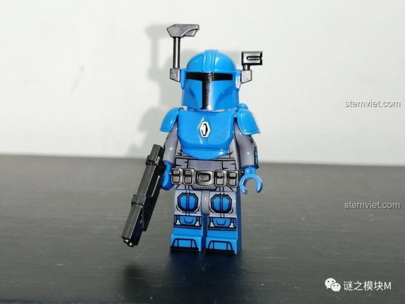 Minifigure Green Goblin XP-426 của KORUIT, không liên quan đến sản phẩm Star Wars.