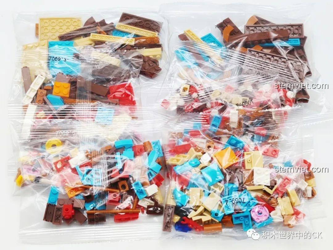 Kích thước chi tiết của mô hình Bạch tuộc khổng lồ KUYU MOXING KY7069, thể hiện chiều dài 14.65cm, chiều rộng 15cm, chiều cao 13.8cm, giúp người mua dễ hình dung.