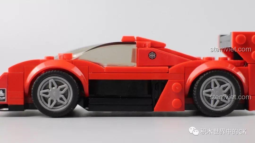 Kỹ thuật dán sticker ghép thành họa tiết lớn trên mô hình Toyota GT-One SEMBO 607032.