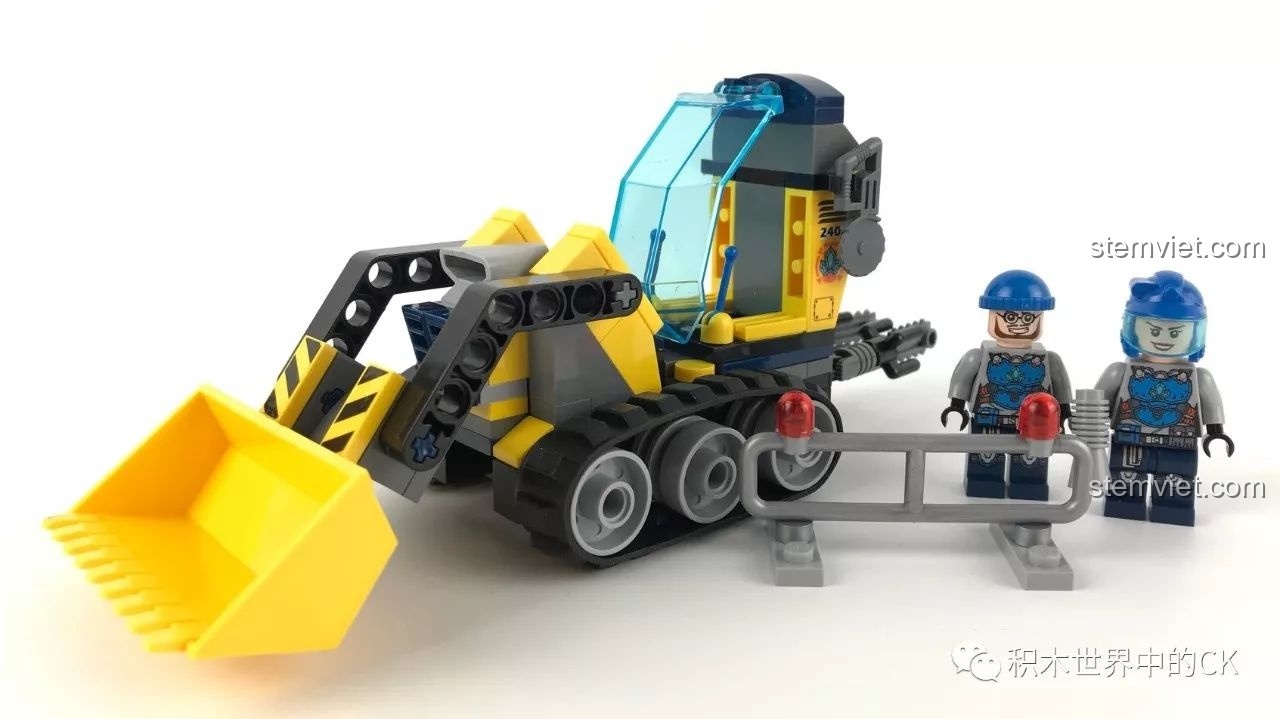 Minifigure Locke của bộ lắp ghép Xe Phá Đá Tiên Phong Kyanite Squad 2403, đồ chơi cho bé trai.