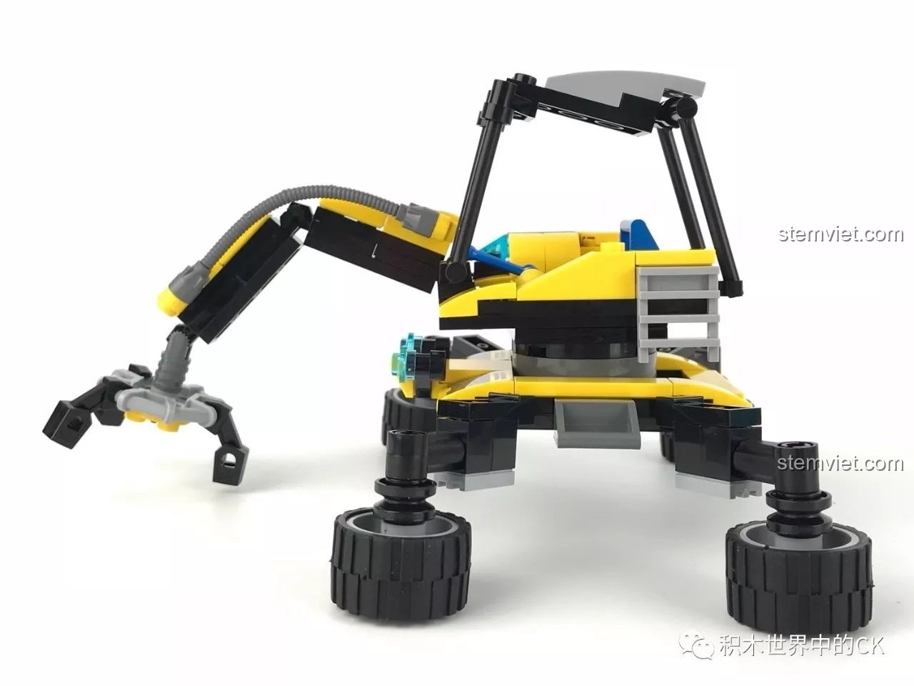 Xe Rock Sweeper 2404 với cánh tay gắp vươn dài, bộ lắp ghép Xe Quét Đá Kyanite Squad.