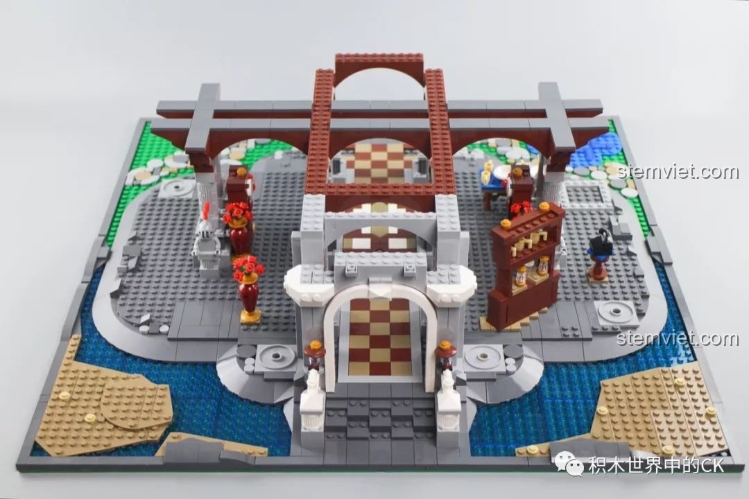 Lắp ráp cấu trúc mái vòm và tầng lửng cho bộ lắp ráp Tòa lâu đài nguy nga Mould King 13132.