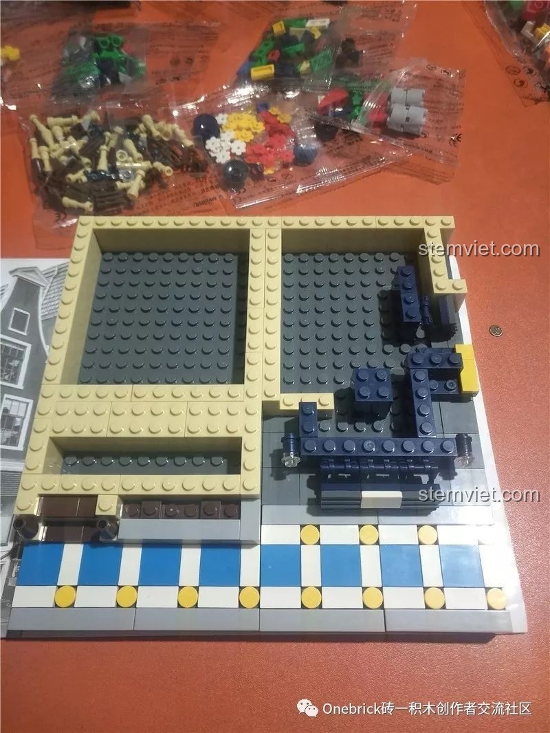 Quá trình lắp ráp phần móng của Nhà hàng BBQ WANGE 6313, các chi tiết nền và tường bắt đầu hình thành.