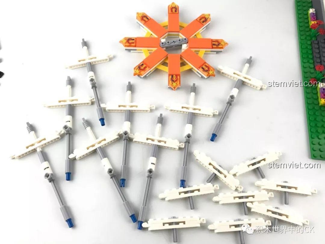 Lắp ráp hàng loạt các thanh nan hoa cho mặt thứ hai của Vòng Quay Mặt Trời Winner 7036.