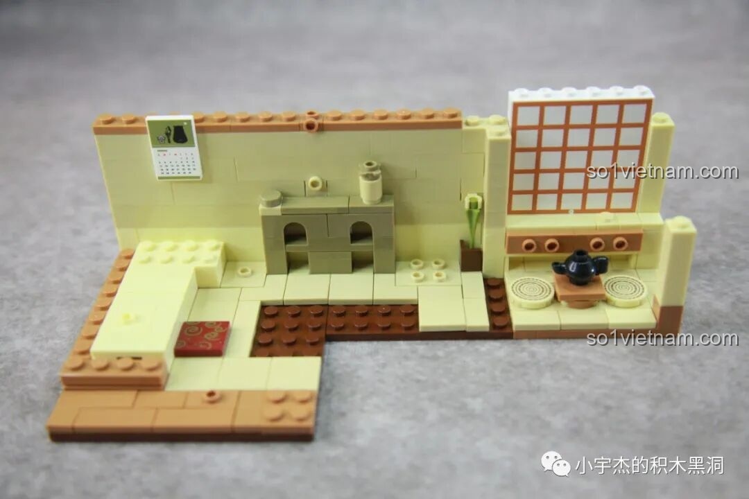 Bắt đầu lắp ráp tầng trệt của đồ chơi inbrixx 880018 Ngôi Nhà Nhật Bản Kumamon, với các chi tiết nội thất.