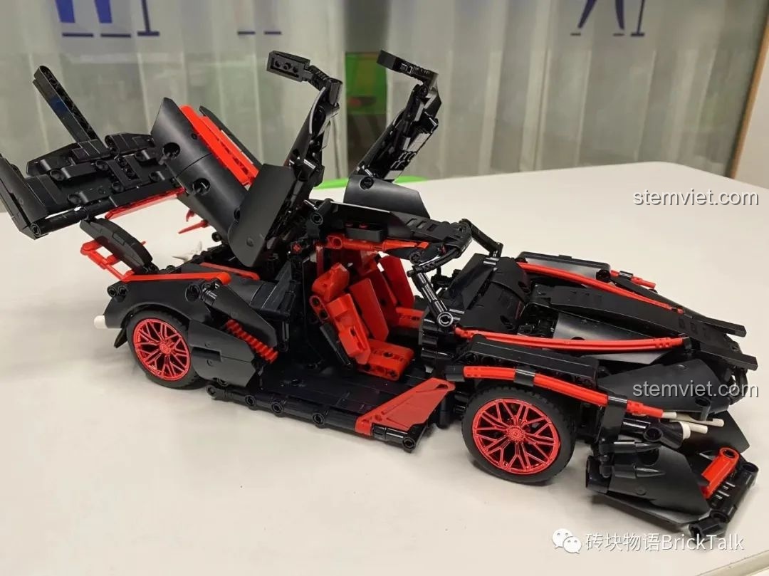 Lắp ráp thân xe siêu xe Apollo MOYU BLOCK