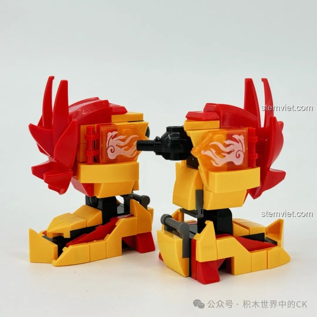 Hoàn thiện phần bàn chân của mô hình Người Máy Gấu Trúc Anh Hùng Tôn Ngộ Không Zhe Gao 662028, với các chi tiết màu đỏ và vàng.