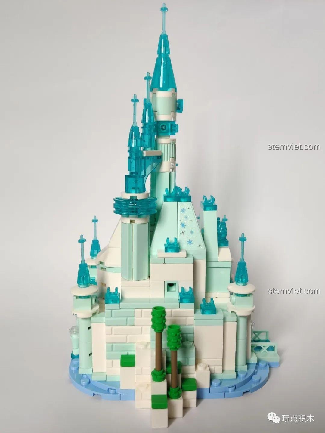 Góc nhìn khác của Lâu Đài Băng Giá Mini S-Girls