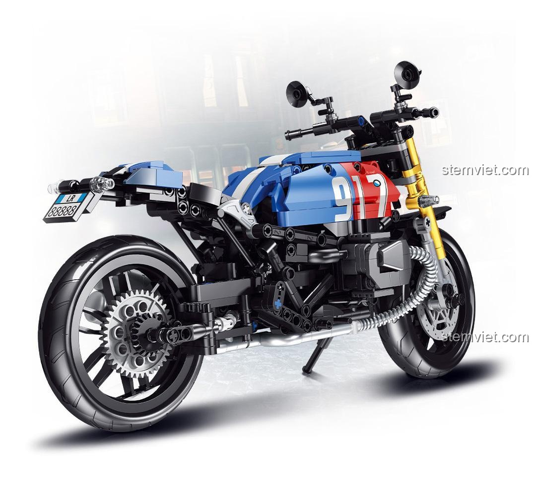 Chi tiết đồ chơi lắp ghép Xe máy BMW R nineT 50050, mô phỏng động cơ và hệ thống truyền động.