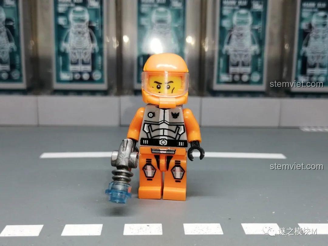 Minifigure Đội Quân Ngân Hà 0700 LELE, đội cam, chất lượng ổn áp, phù hợp bé trai 7 tuổi, tiết kiệm.