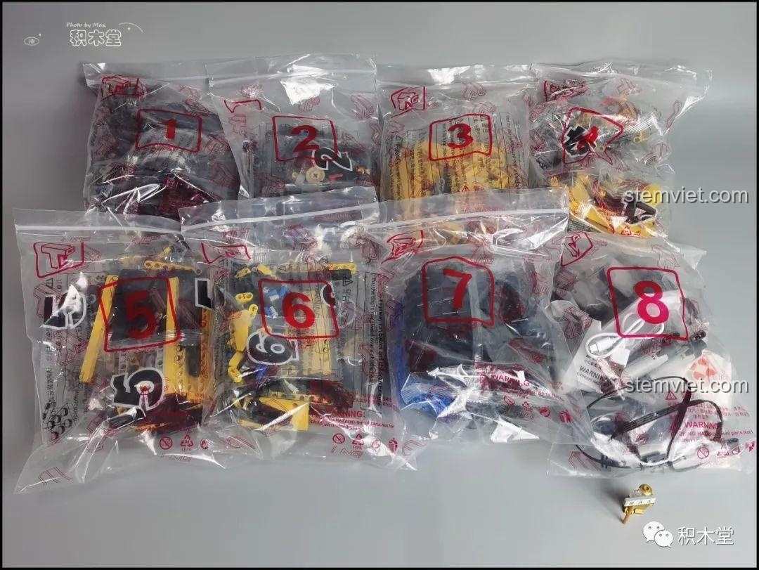 Các túi linh kiện được đánh số từ 1 đến 8 và một túi linh kiện chung, tất cả đều có logo Taigaole.