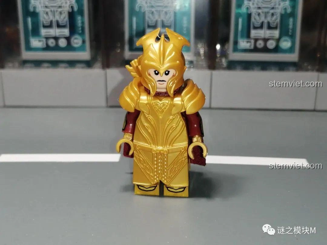 Hai loại khiên bạc và vàng của minifigure Tinh Linh KORUIT KT1050, họa tiết tinh xảo.