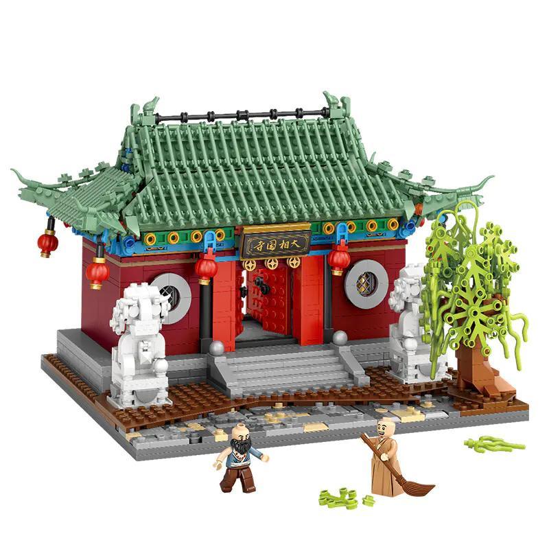 Toàn cảnh bộ lắp ghép Chùa Đại Tướng Quốc LOZ 1055 với 2220 chi tiết, một món đồ chơi mô hình kiến trúc cổ Trung Hoa giá rẻ dành cho bé trai trên 6 tuổi.