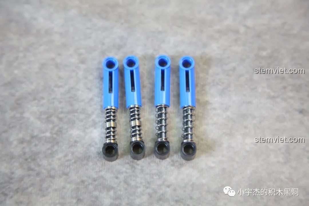 Hai loại phuộc giảm xóc khác nhau trong bộ SEMBO 715006, cần chú ý khi lắp.