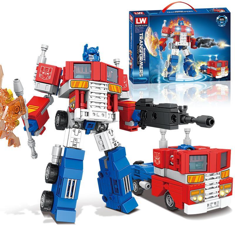 Bộ lắp ráp LW 7040 Optimus Prime cho bé trai 6 tuổi, mô hình robot biến hình thành xe tải giá rẻ.