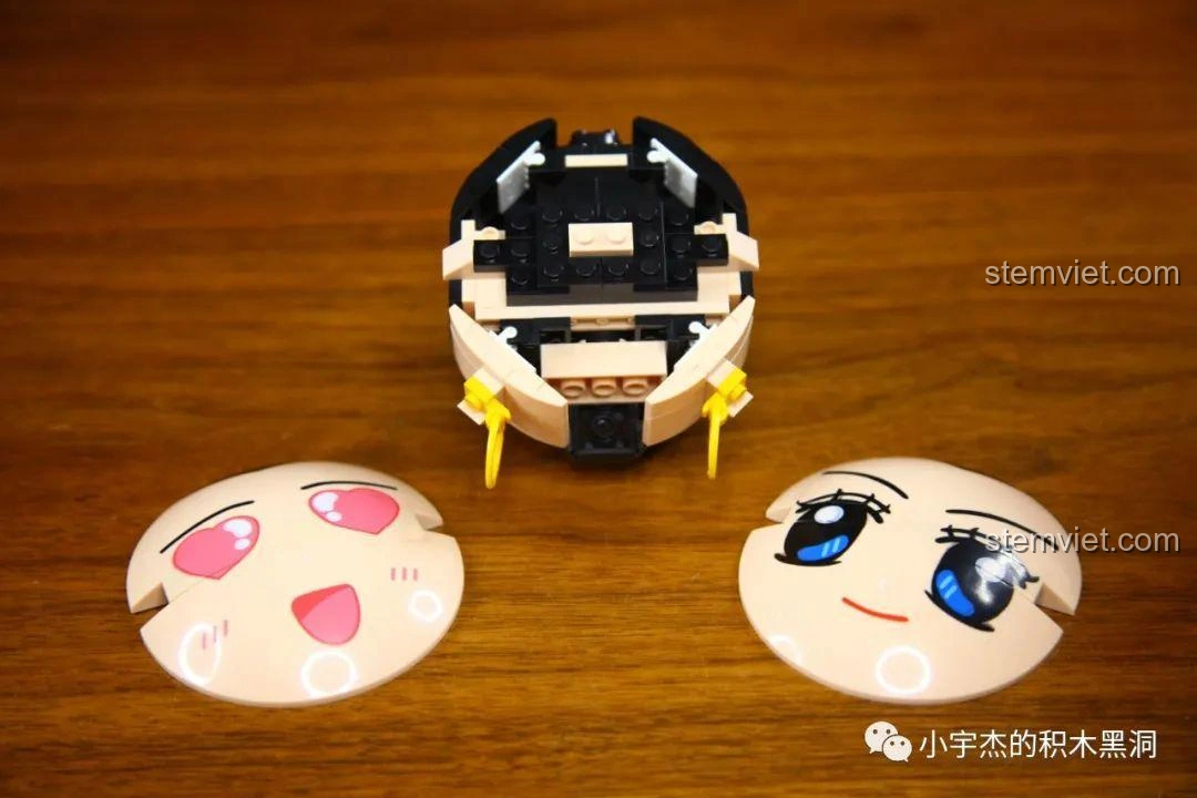 Các mảnh ghép cho phần đầu và khuôn mặt của mô hình Boa Hancock KBOX 10303, bao gồm tai và khuyên tai.