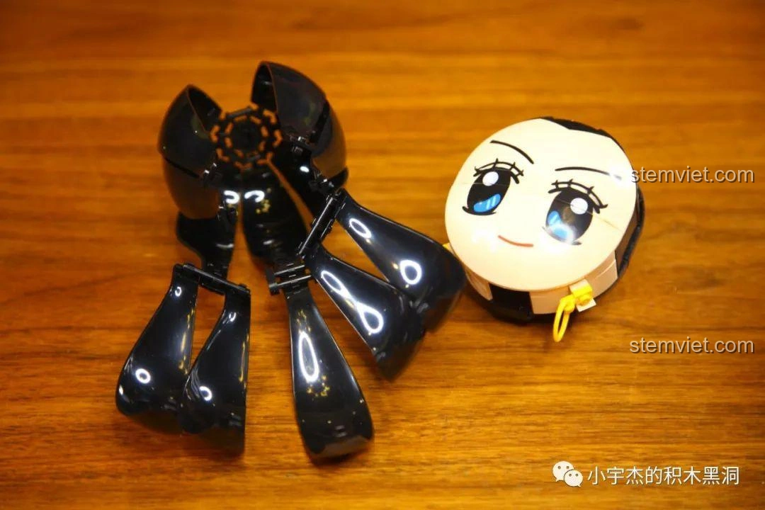 Các mảnh ghép tạo hình tóc của mô hình Boa Hancock KBOX 10303, màu đen bóng.