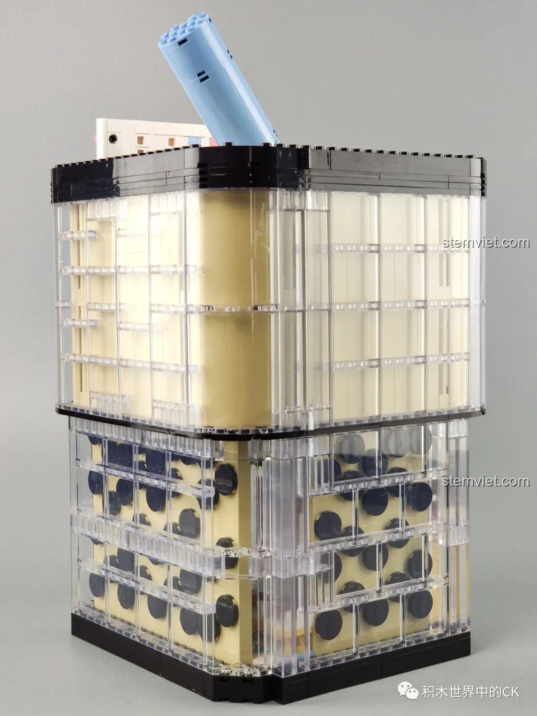 Mặt sau của mô hình Cửa hàng trà sữa JIAZHI SY 5209, với các chi tiết tường và cửa sổ trong suốt.