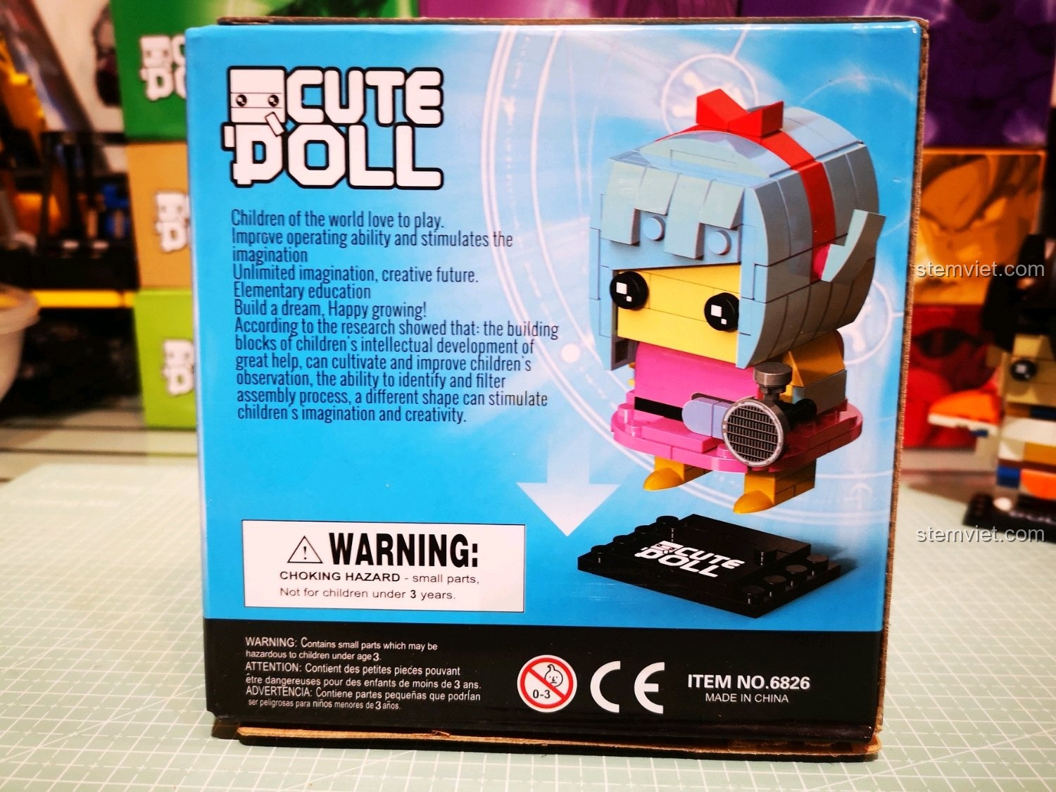 Mặt sau hộp đồ chơi mô hình Bulma cho trẻ 6+ với các thông tin về lợi ích phát triển trí tuệ và kỹ năng cho bé.