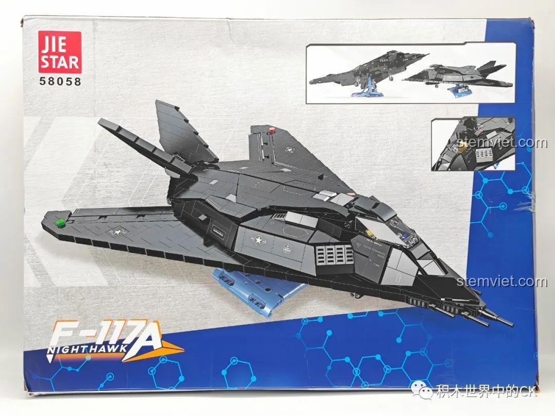 Mặt sau hộp bộ lắp ráp JIESTAR 58058, hiển thị các góc độ khác của máy bay và chi tiết buồng lái, kích thích trí tò mò của bé.