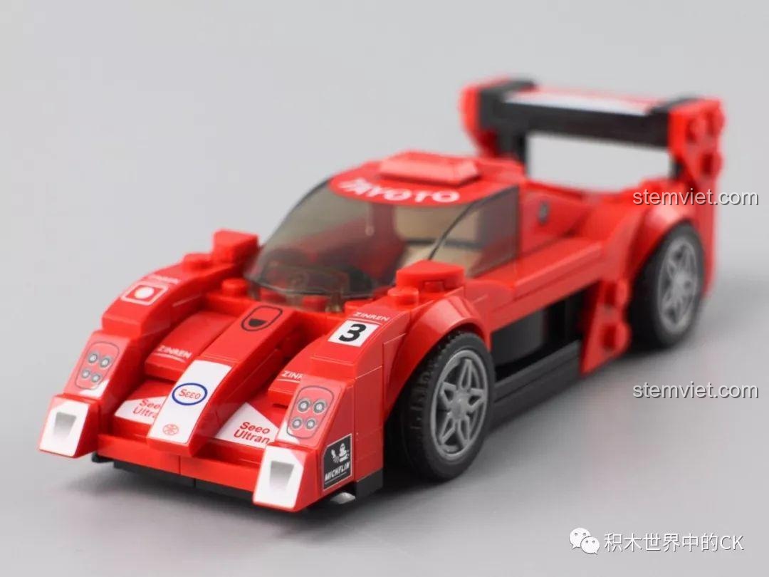 Mặt sau của minifigure tay đua SEMBO 607032 với logo TAYOTO.