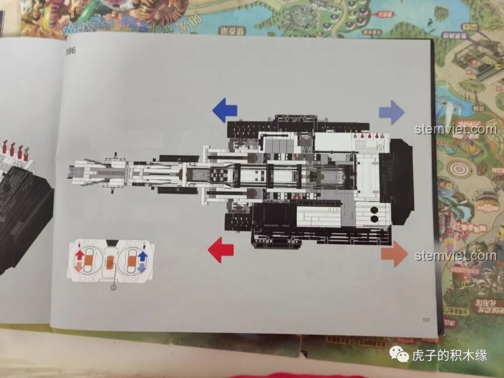 Trang hướng dẫn lắp ráp chi tiết cho máy xúc YC-GC004, tập trung vào phần điều khiển và cơ chế hoạt động.