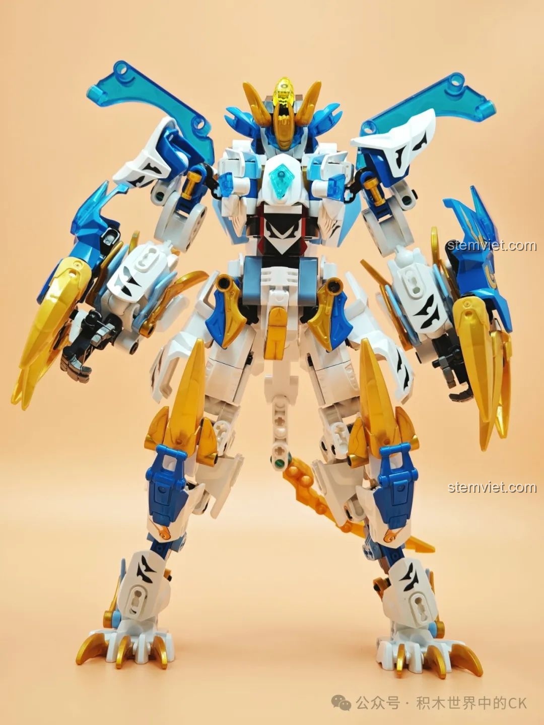 Ảnh chụp toàn thân của Robot Mecha Bạch Hổ, một món đồ chơi lắp ráp chất lượng cao cho bé trai.