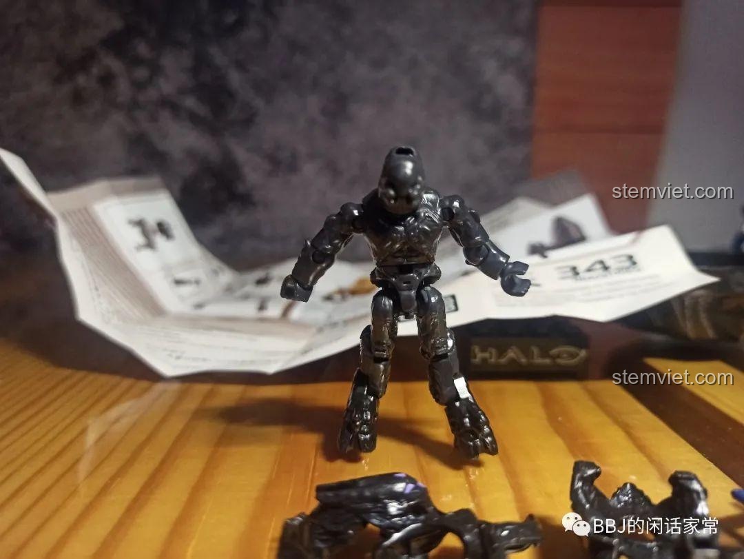 Sách hướng dẫn lắp ráp Mega Bloks Halo: Metallic Onyx Covenant Drop Pod.