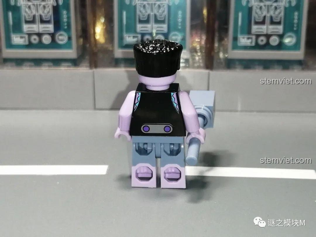 Mặt sau minifigure Frank JiSi 1701, bộ đồ chơi Minifigure Brawl Stars cho trẻ 6 tuổi.