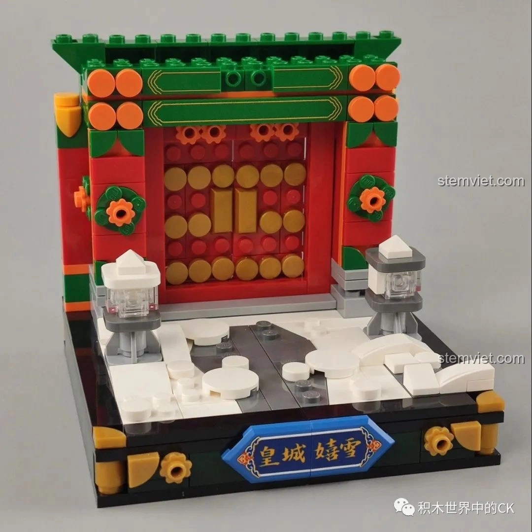 Mặt sau minifigure hoàng tử và cung nữ bộ Keeppley K10144, chi tiết in ấn sắc nét, thể hiện sự tỉ mỉ.