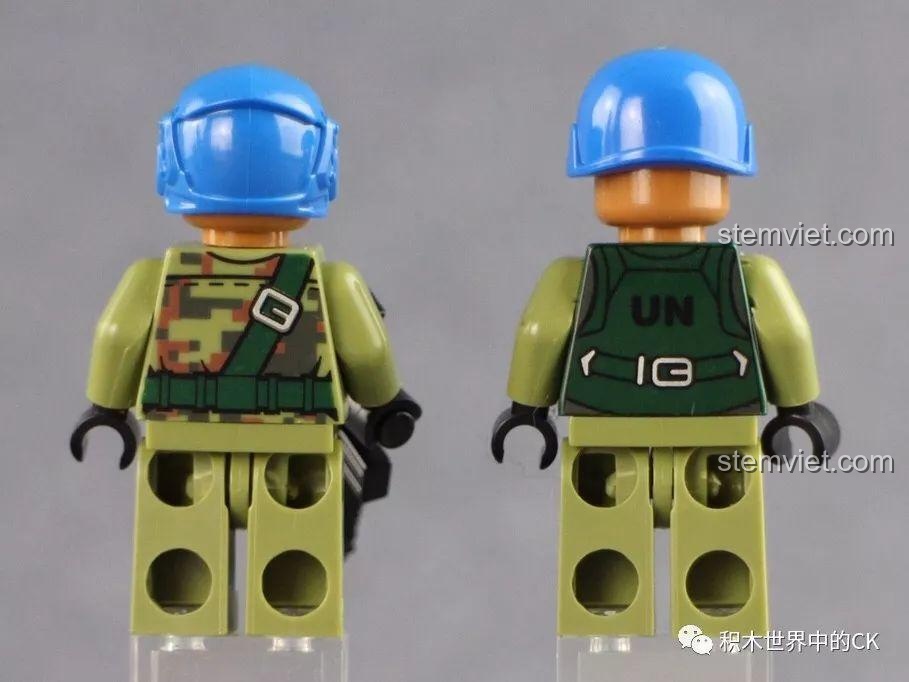 Hai nhân vật độc quyền Michelle (Thải Tuyết) và Đại tá Randy trong bộ lắp ráp Qman 3209 Xe Bọc Thép Tấn Công ThunderMission.