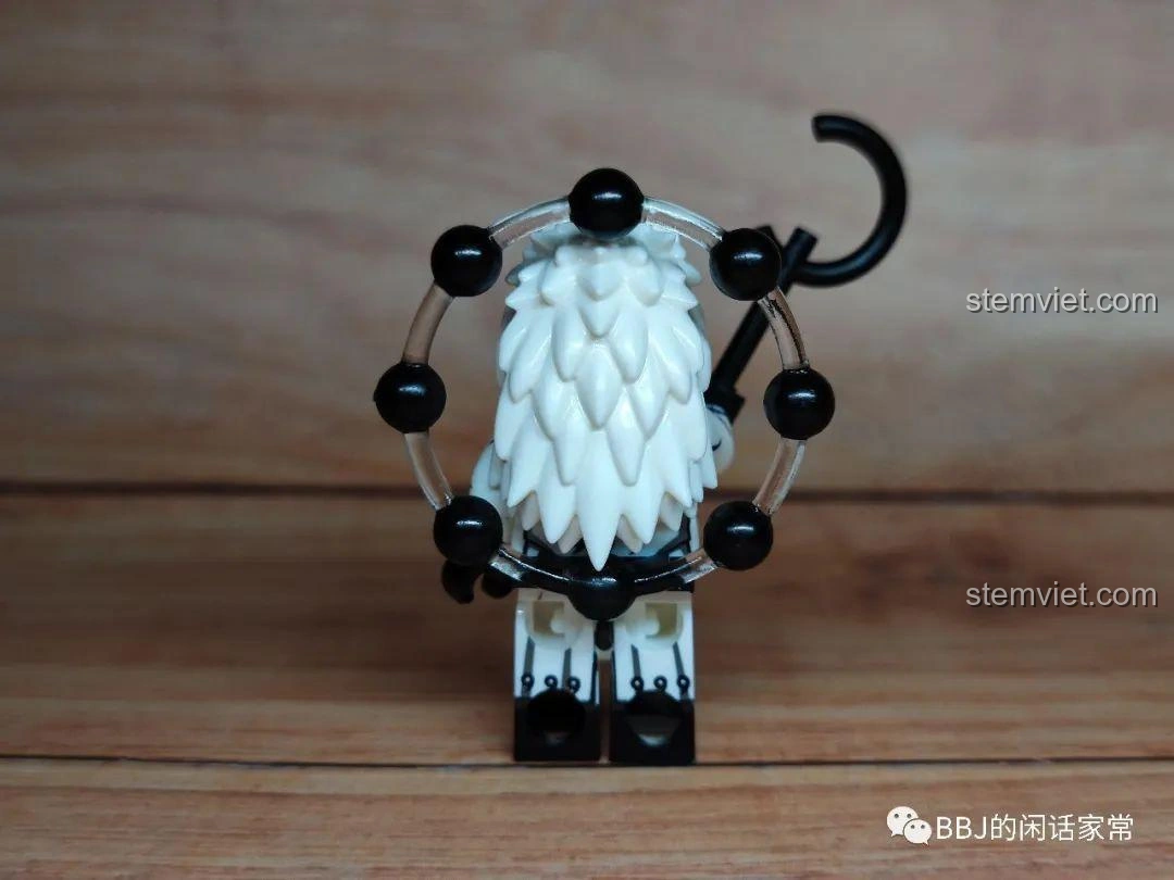 Mặt sau Minifigure Naruto Six Paths Madara WM2119, vòng cầu đạo ngọc.