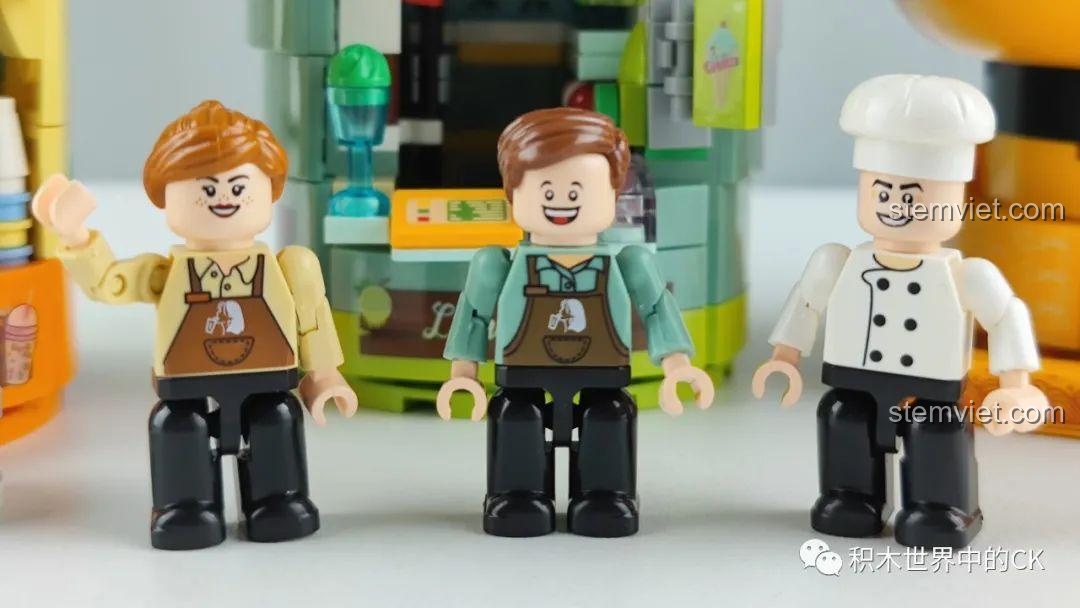 Ba nhân vật minifigure đi kèm các bộ lắp ghép Phố Ẩm Thực Zhe Gao, với trang phục đặc trưng của từng quán.