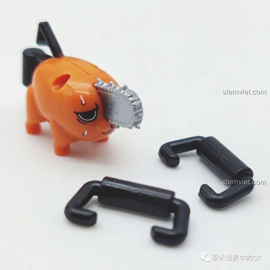 Minifigure Power (XP-507) trong bộ KORUIT KT1067, cầm liềm đỏ.