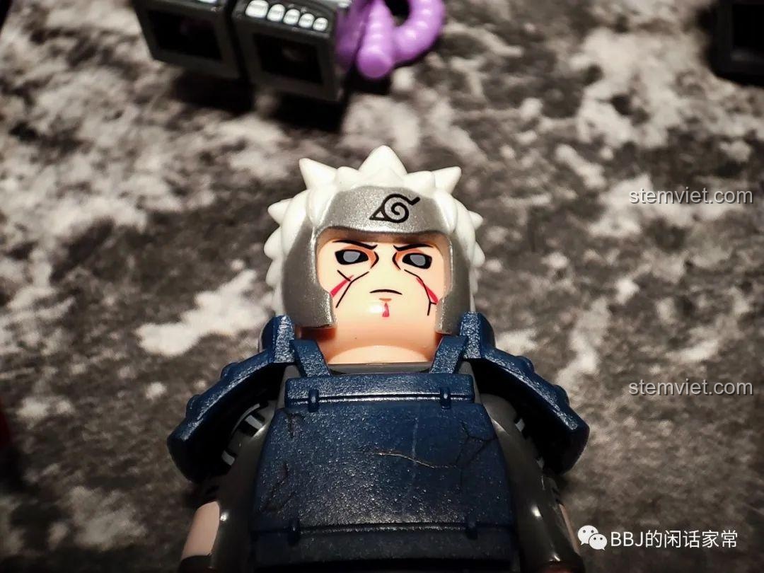 Cận cảnh khuôn mặt Uế Thổ Chuyển Sinh của minifigure Senju Tobirama trong bộ đồ chơi Senju Tobirama WM Blocks giá hời.