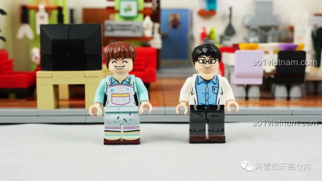 5 minifigures nhân vật chính của bộ lắp ghép Gia Hữu Nhi Nữ SEMBO 601310: Lưu Mai, Hạ Đông Hải, Hạ Tuyết, Lưu Tinh, Hạ Vũ, tạo hình sống động.