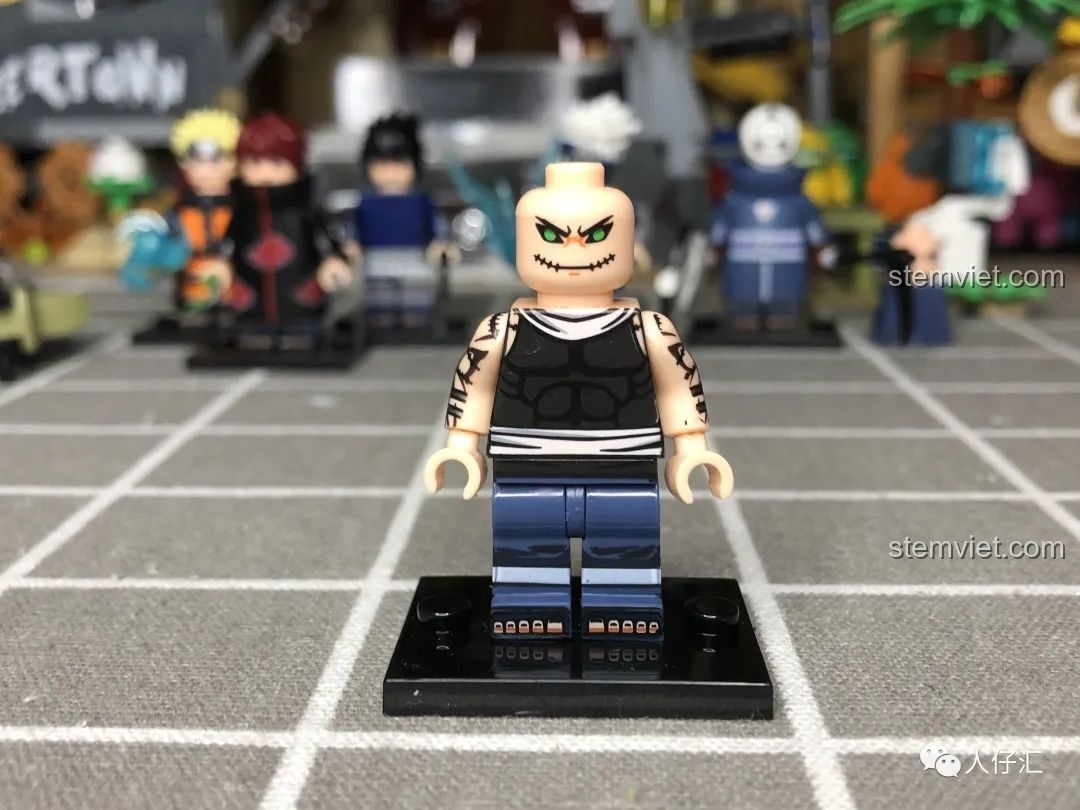 Phụ kiện vali đi kèm minifigure Kakuzu WM2087, chi tiết và có thể mở ra.