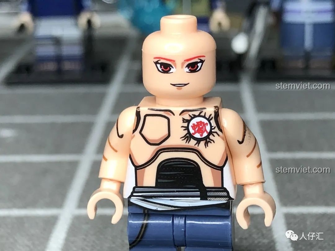 Kiểu tóc mới được tạo hình cho minifigure Sasori WM2085, màu sắc phù hợp với nhân vật gốc.