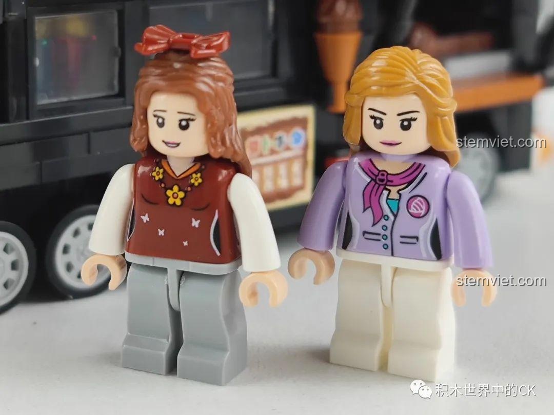 Cận cảnh minifigures của đồ chơi lắp ráp Zhe Gao Xe Lòng Bò Đường Phố 01003