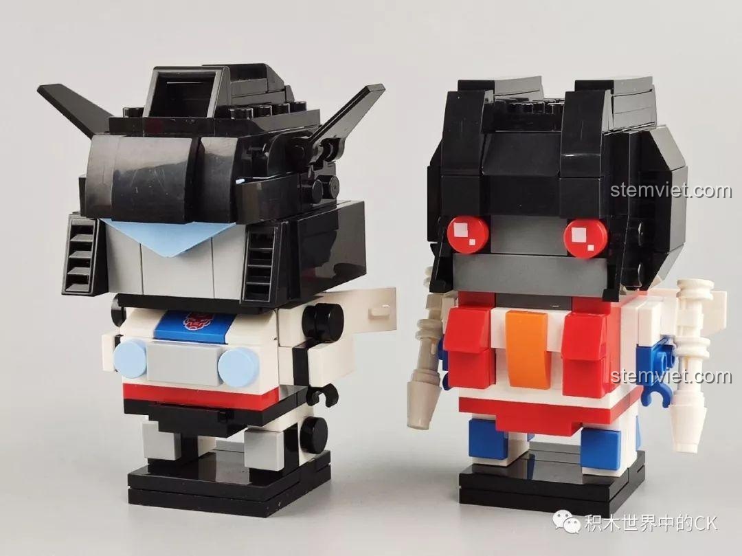 Mô hình lắp ráp hoàn chỉnh của Dark Jazz và Flame Spider từ series JiSi Cute Doll, hai nhân vật với thiết kế cực ngầu.