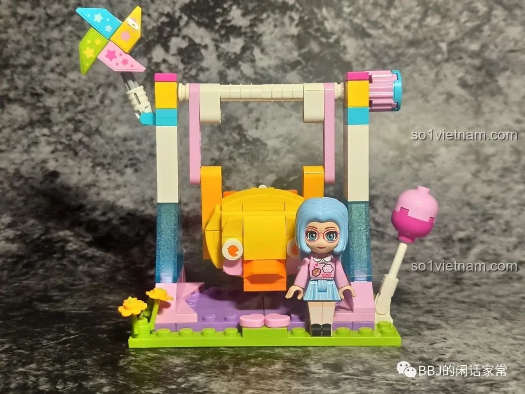 Mô hình Lego tái hiện nhóm bạn Doraemon