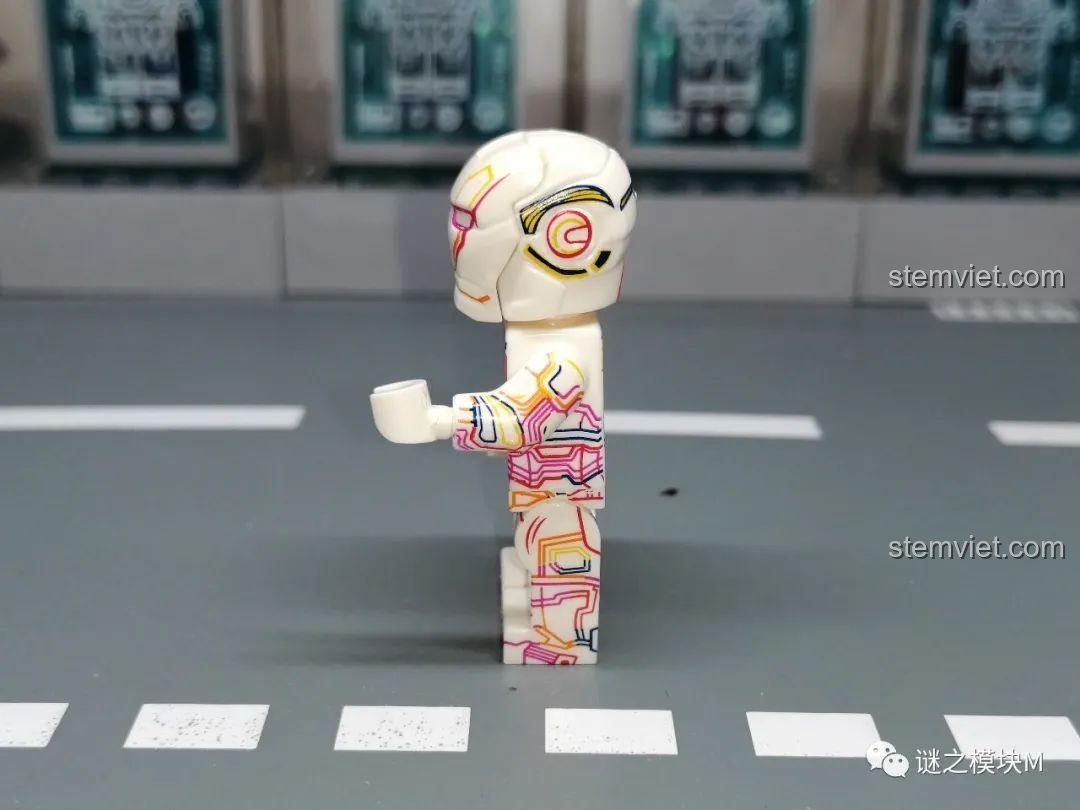 Mô hình mini Captain America (Falcon) KF6145 của Kopf, với đôi cánh.