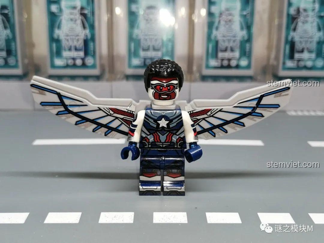 Mô hình mini Doctor Octopus KF6145 của Kopf, với bộ xúc tu máy móc.