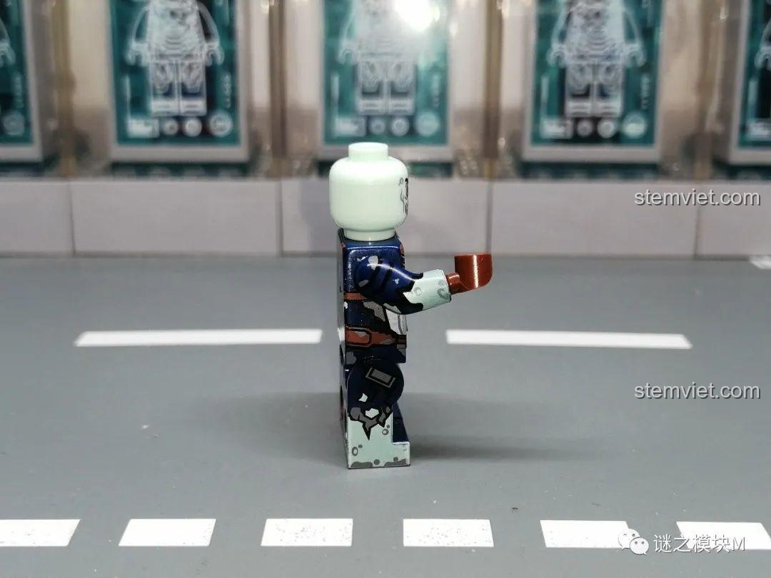 Mô hình mini Iron Man MK85 KF6145 của Kopf, với toàn thân in chi tiết.