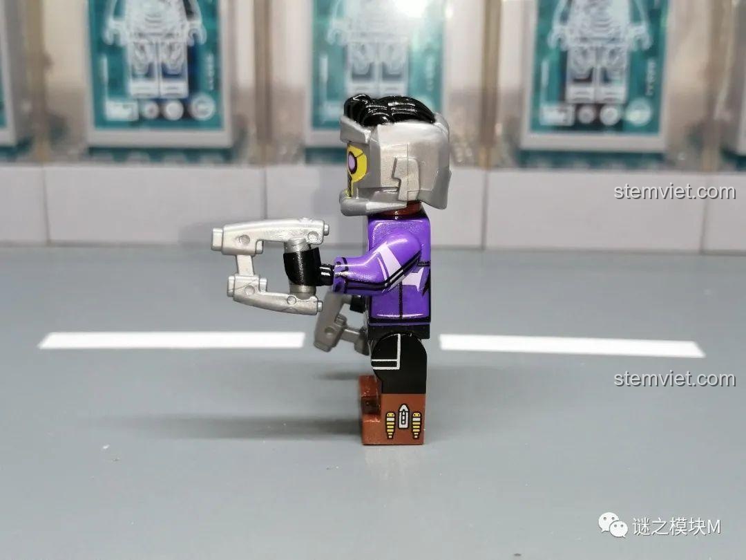 Mô hình mini Spider-Man KF6145 của Kopf, với trang phục đỏ xanh và phụ kiện mạng nhện.