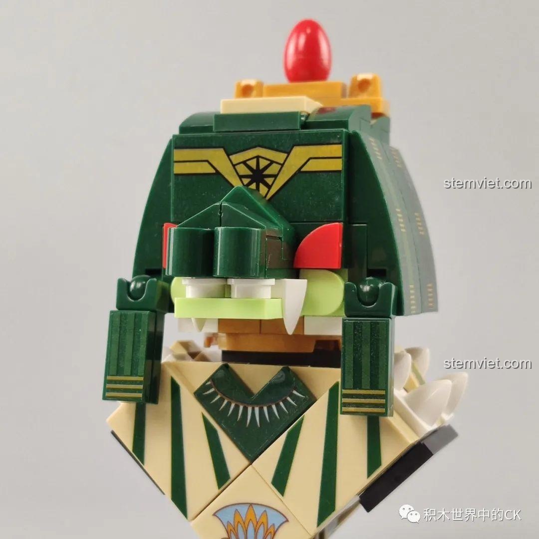 Mô hình Nhân Sư hoàn chỉnh từ bộ lắp ráp ZHEGAO CW2002A, với hình dáng sư tử và đầu người, biểu tượng của Ai Cập.