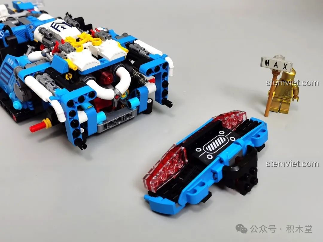 Ảnh 20 của bộ lắp ráp JAKI JK8808 Siêu Xe Khái Niệm Phantom, module đuôi xe. Đây là một bộ đồ chơi Mô hình siêu xe JK 8808 đáng tiền.