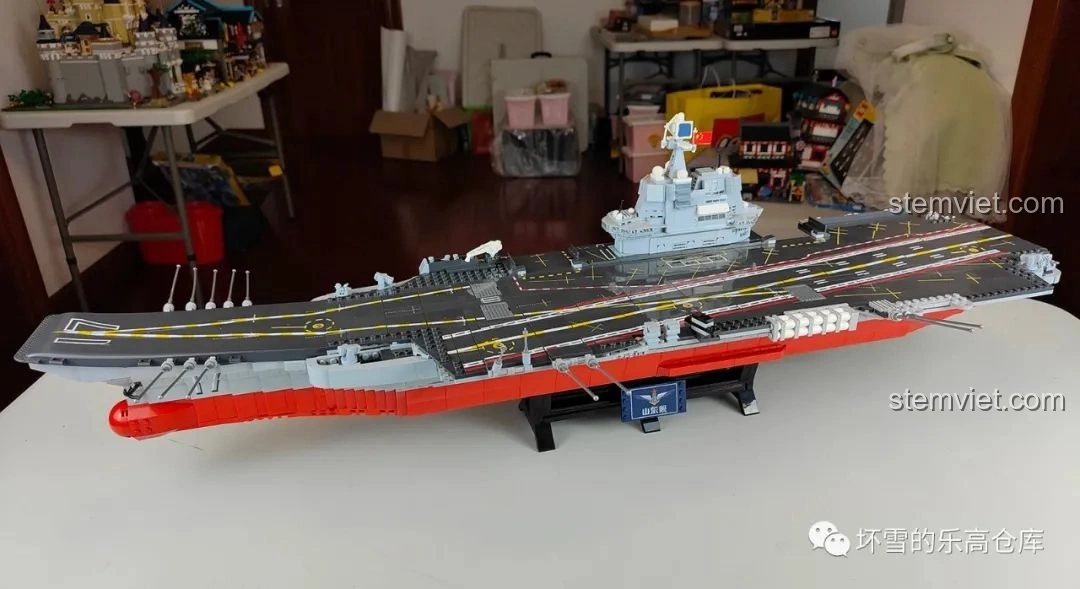 Mô hình hoàn chỉnh của bộ lắp ráp Mô Hình Tàu Sân Bay Sơn Đông Hải Quân Trung Quốc SEMBO 202001